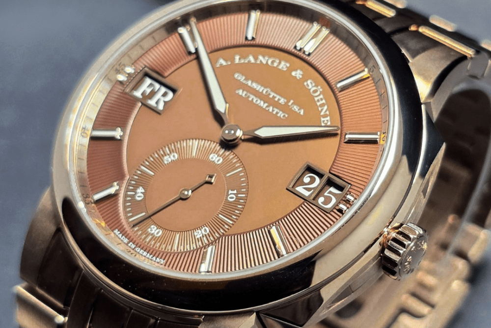 W&W 2025新錶速報!A. Lange & Söhne Odysseus Honeygold蜂蜜金配貴金屬鏈帶