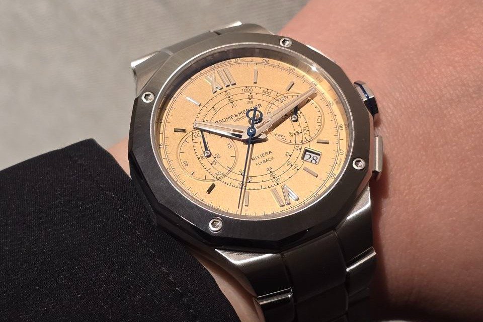 W&W 2025新錶速報！Baume & Mercier Riviera Chronograph復古金黃飛返計時