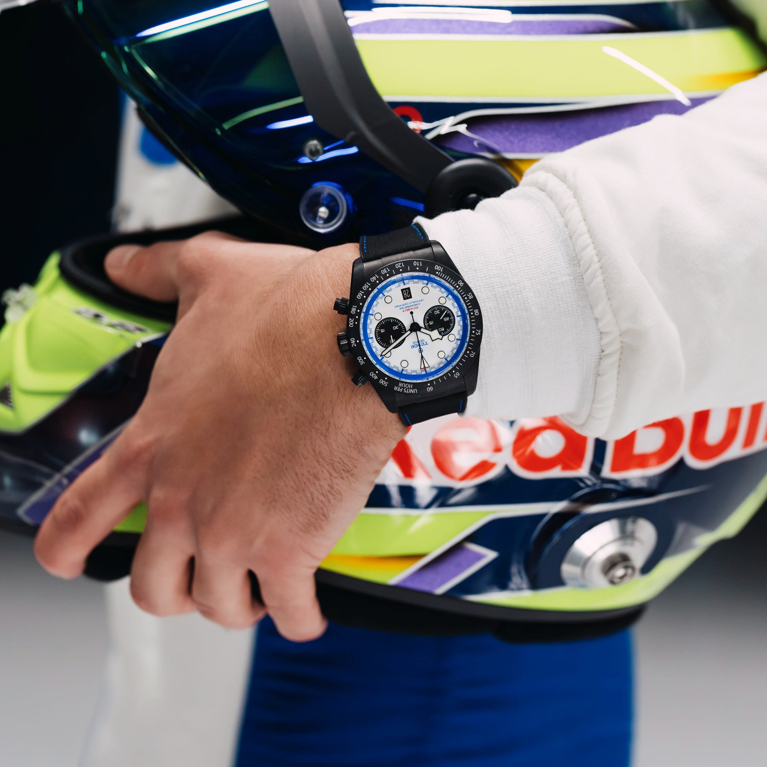 F1賽車主題腕錶｜Tudor Black Bay Chrono "Carbon 25"
