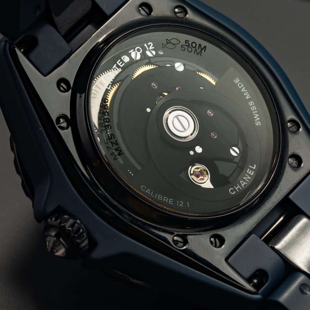 CHANEL｜全新J12 Bleu高級製錶系列 揭開藍色魅力的秘密