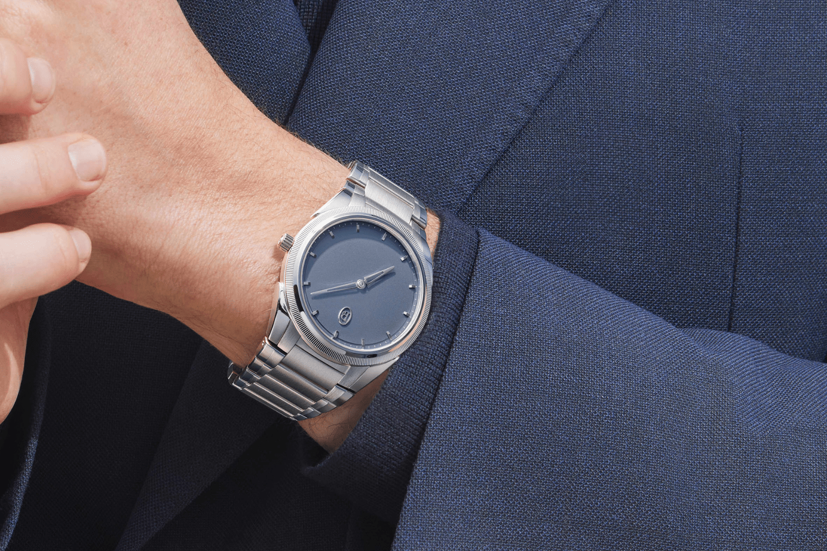 Parmigiani Fleurier|低調的石灰型「藍」Tonda PF Micro-Rotor Platinum Stone Blue