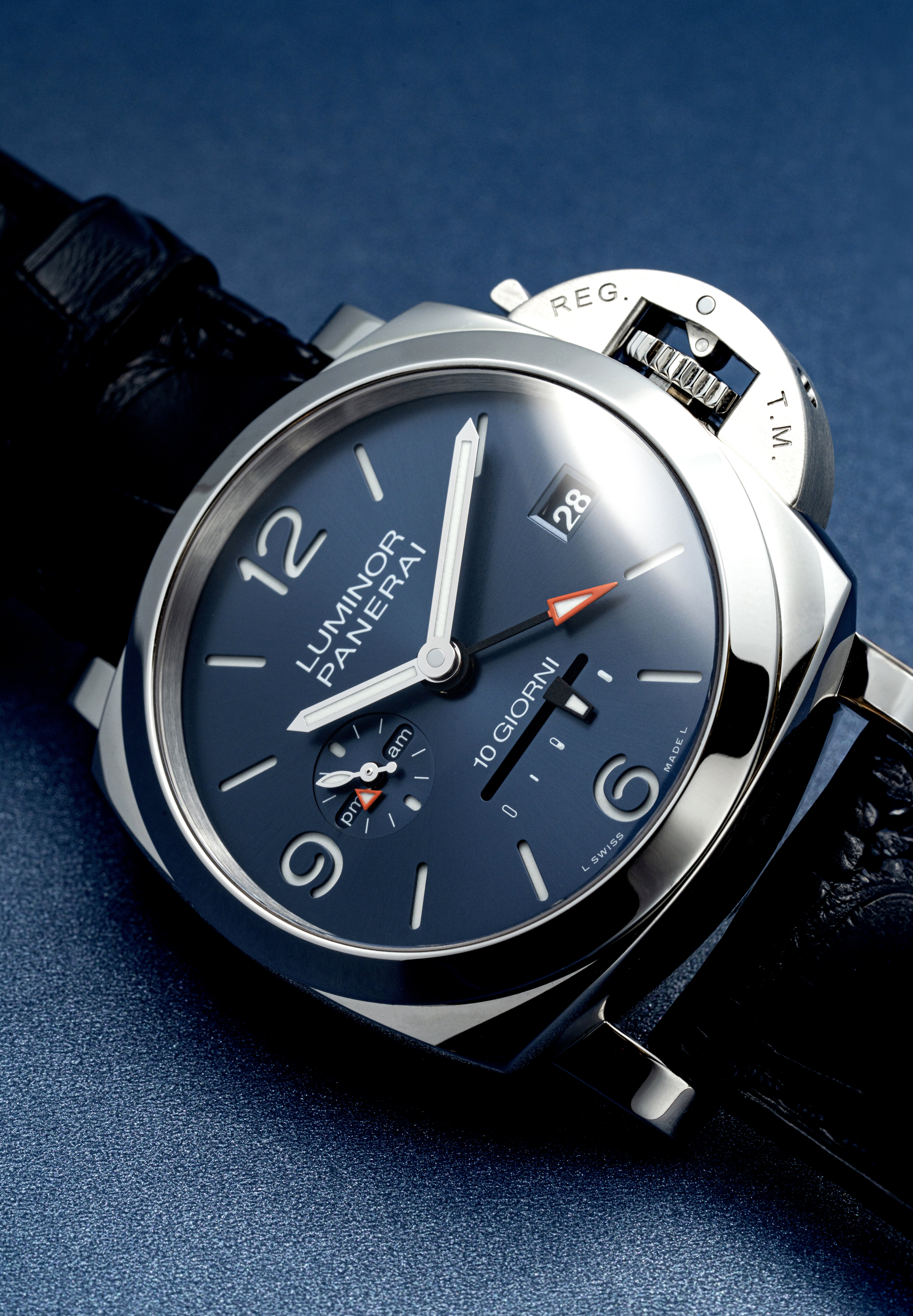 Panerai|新錶實拍:「長氣」美藍Luminor Dieci Giorni GMT PAM1482