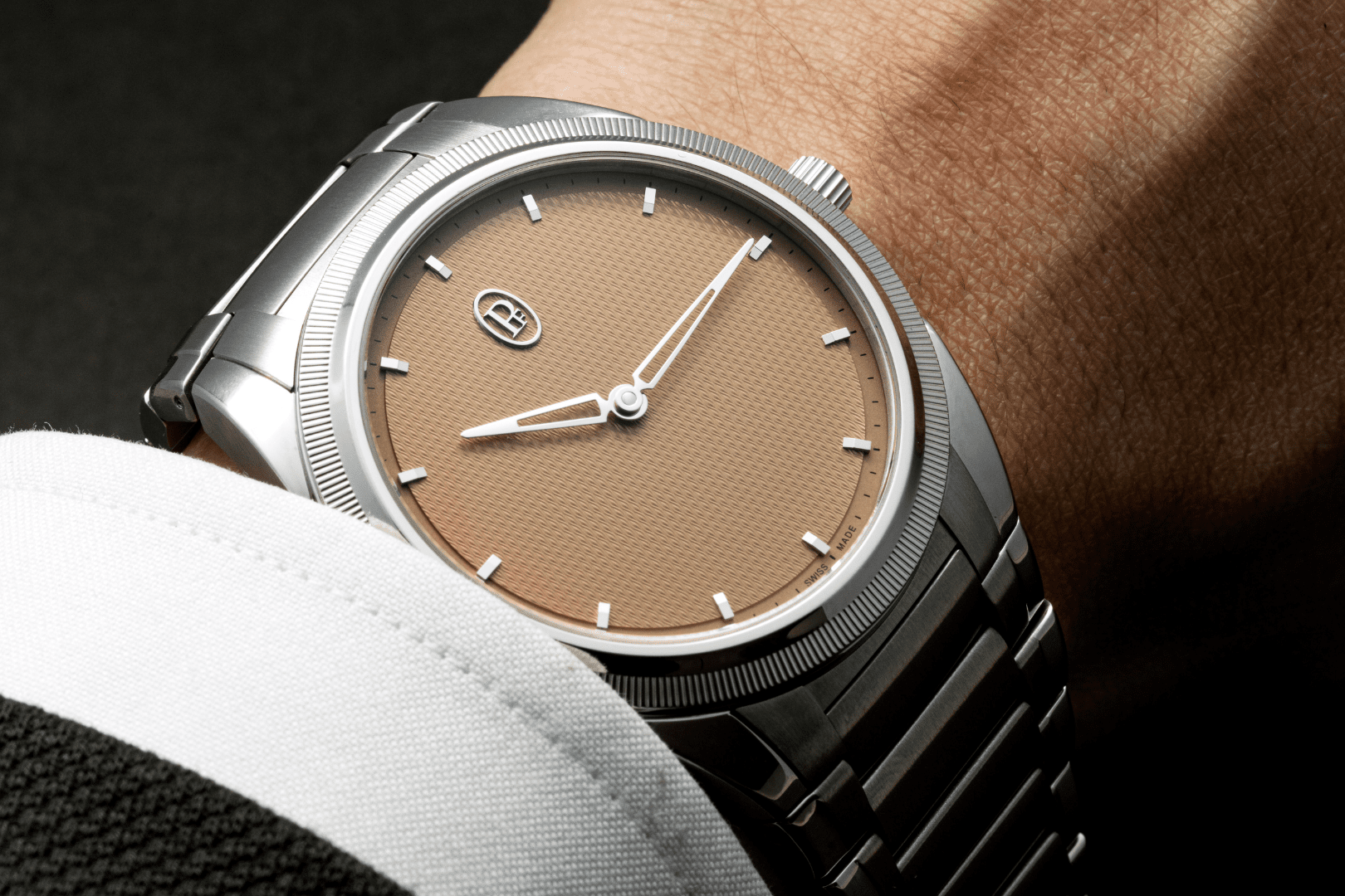 Parmigiani Fleurier|低調的石灰型「藍」Tonda PF Micro-Rotor Platinum Stone Blue