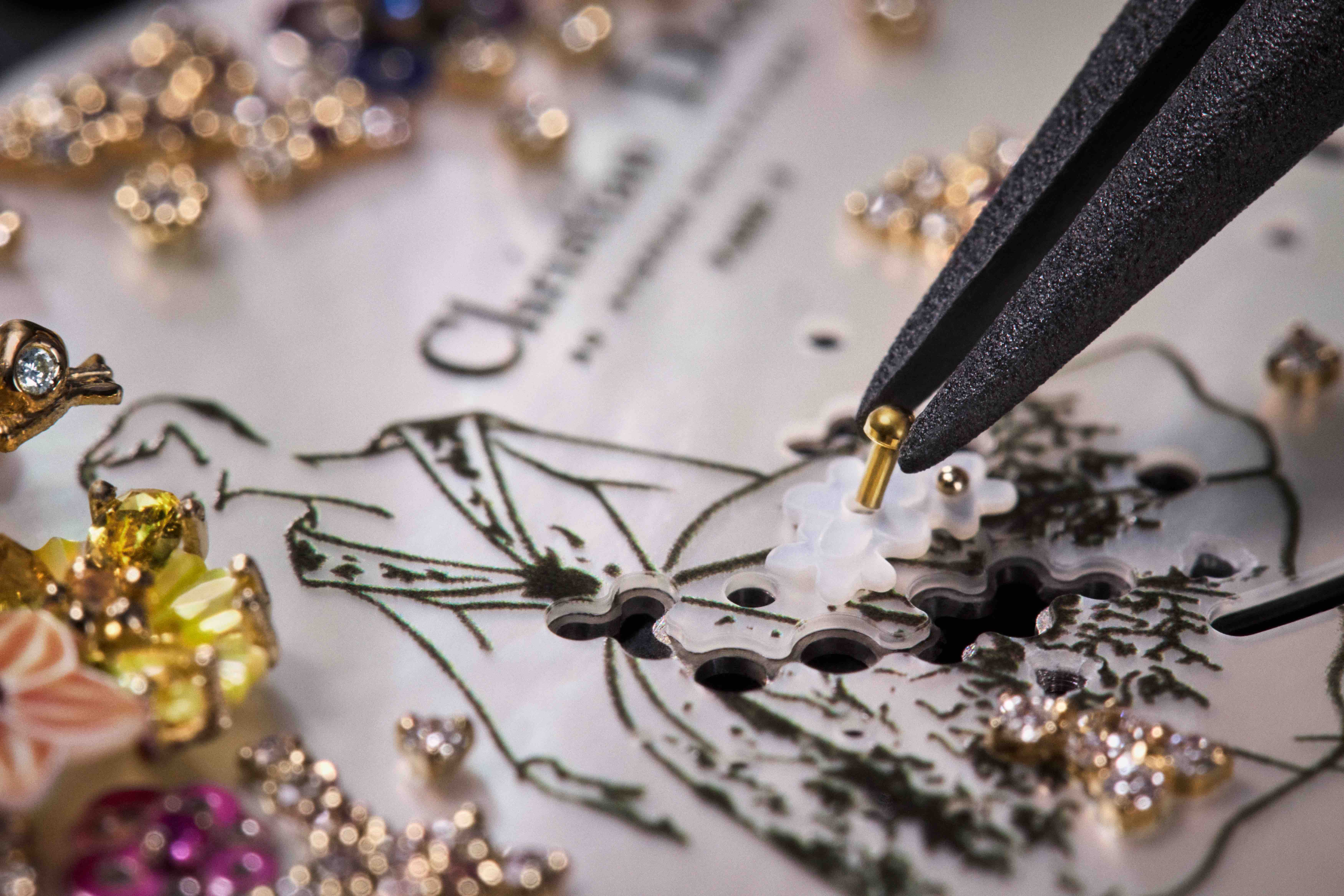 Dior|花之女王Grand Soir Automate Miss Dior夢幻登場