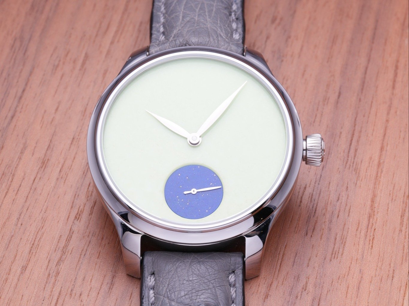 W&W 2025新錶速報!H. Moser & Cie. Endeavour Pop Concept 實拍 H. Moser & Cie Endeavour H. Moser & Cie Endeavour Small Seconds Concept Pop