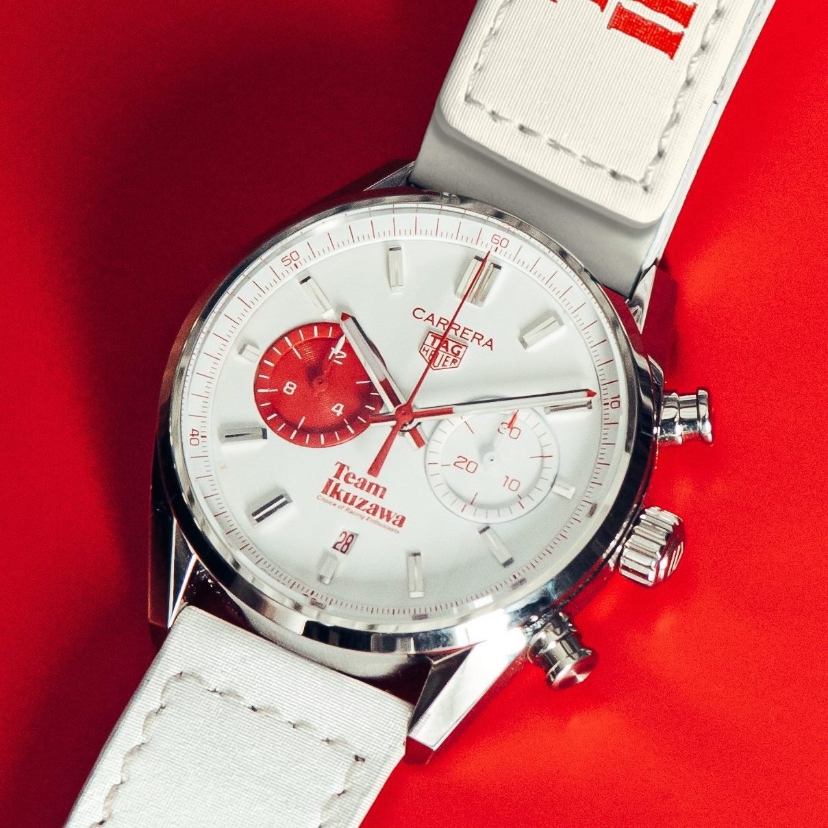 TAG Heuer|日本傳奇賽車隊限量新錶