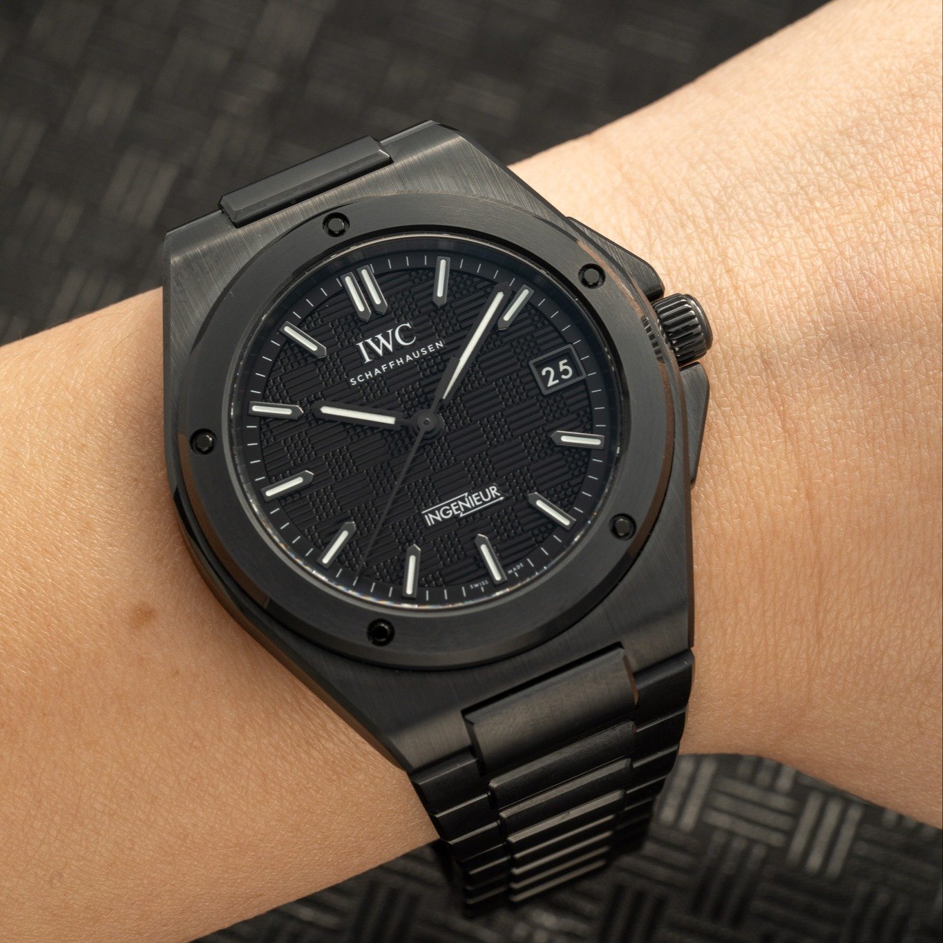 IWC Ingenieur Automatic 42mm WW25
