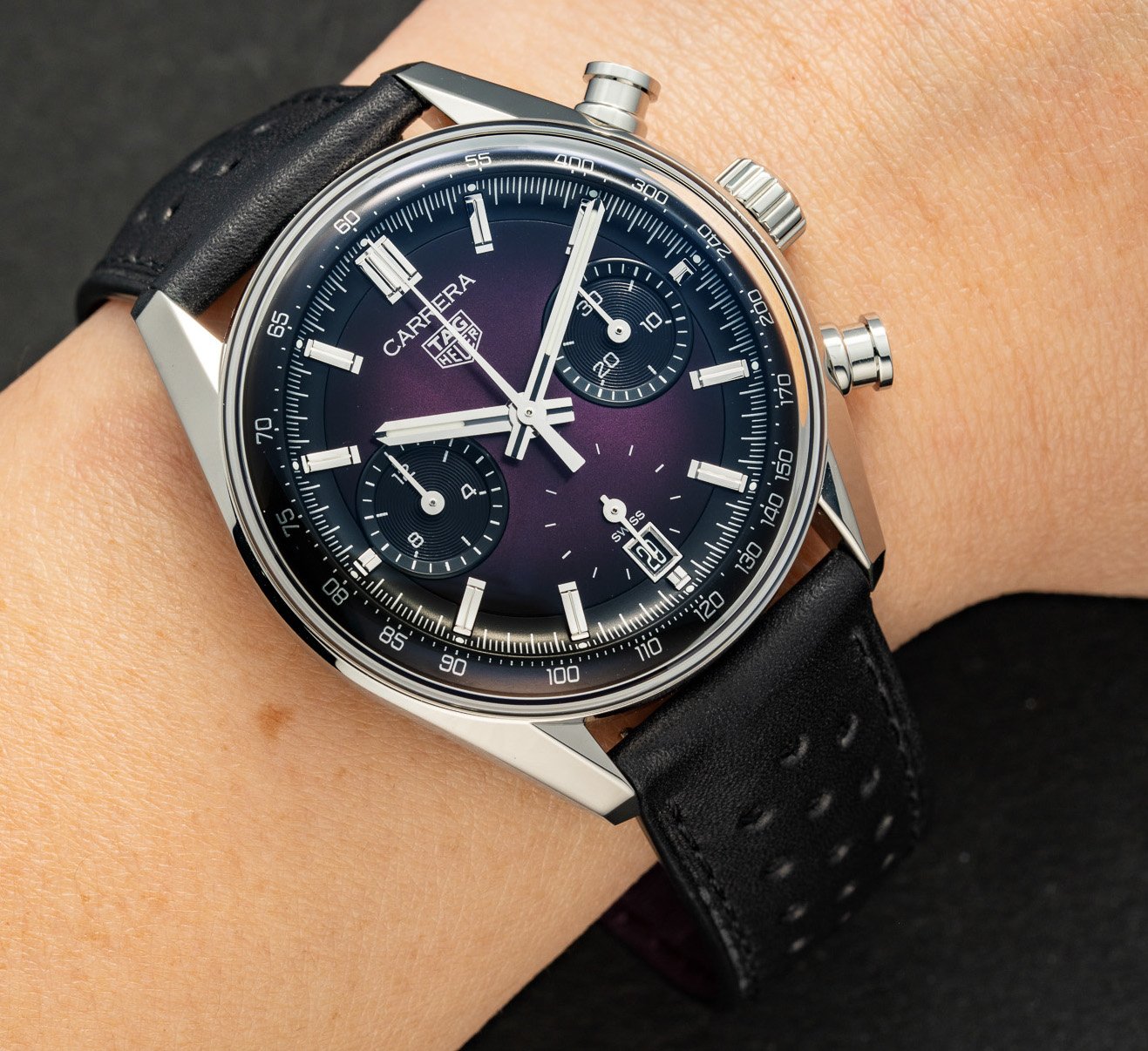 LVMH Watch Week: TAG Heuer新錶實拍|紫氣東來Carrera Chronograph及Carrera Chronograph Tourbillon