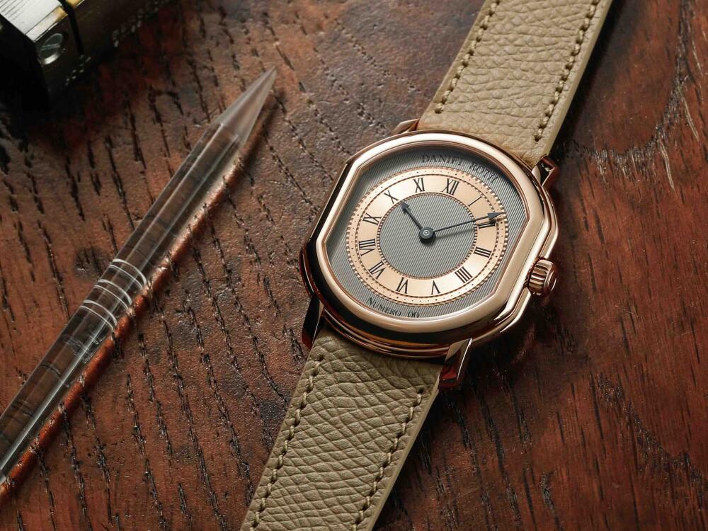 Daniel Roth|玫瑰金版向1990元祖致敬