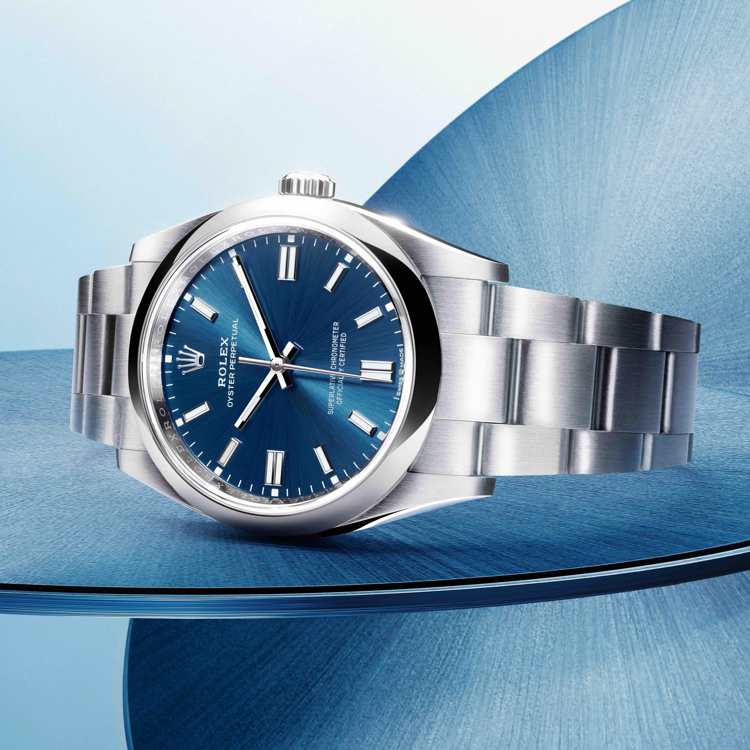 藍面鏈帶腕錶大檢閱｜不銹鋼版Historiques 222熱潮！Rolex藍勞、Tudor Black Bay新款、PP、AP都有 附價錢介紹
