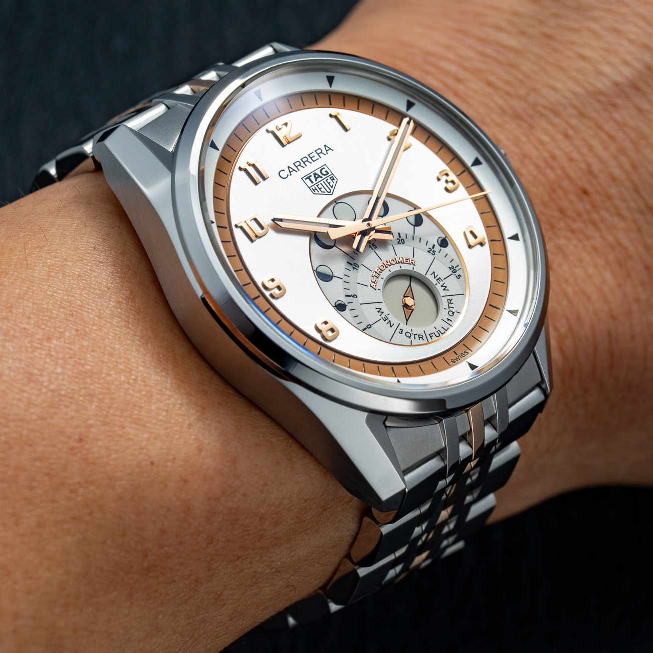 TAG Heuer｜新錶實拍：嶄新月相顯示Carrera Astronomer 重踏宇宙足跡