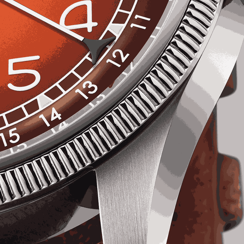 Oris × Cervo Volante全新Big Crown聯名腕錶 漸變橙啡錶盤配鹿皮錶帶