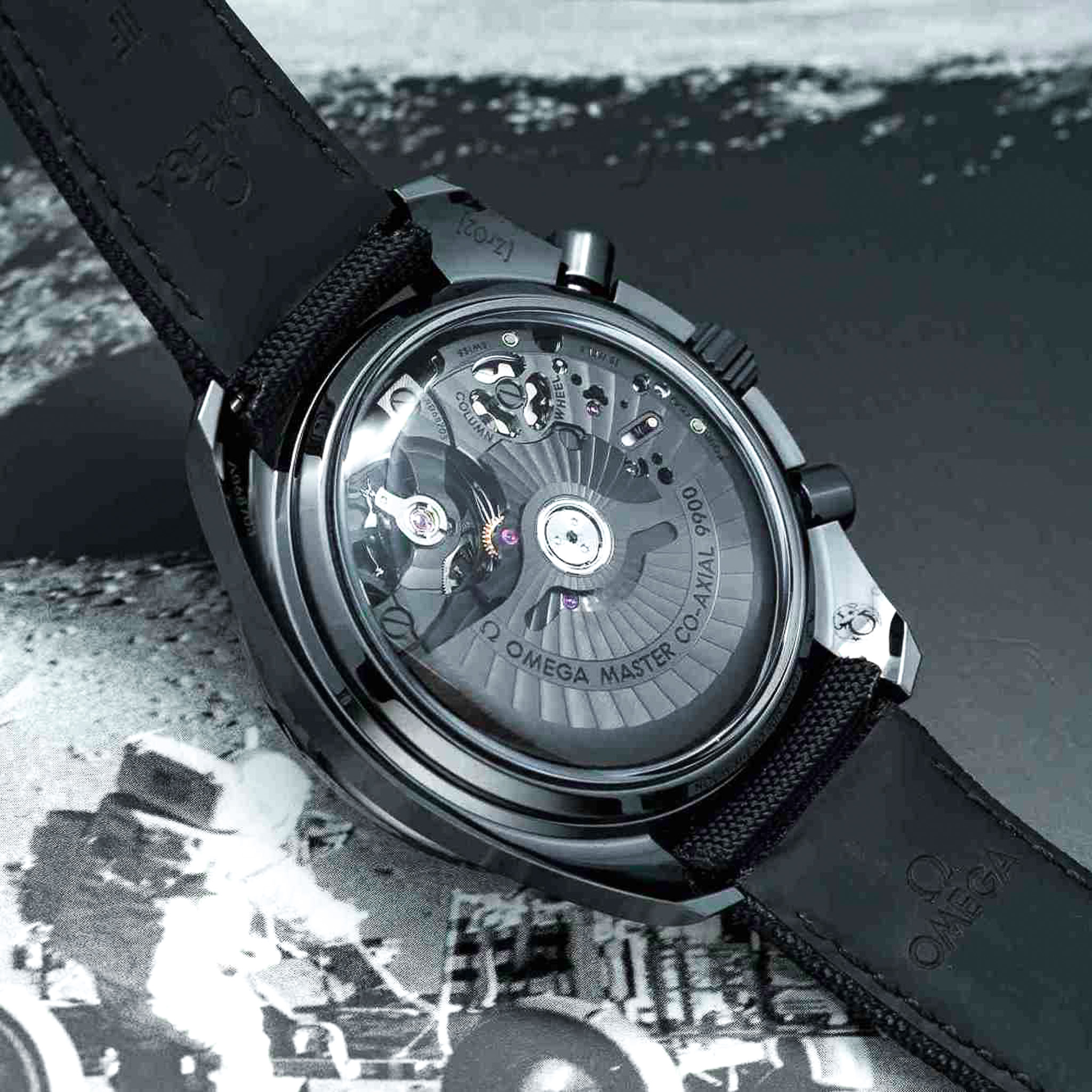 OMEGA｜Speedmaster七款Dark、Grey Side of the Moon黑灰陶瓷新作 實拍+重點介紹