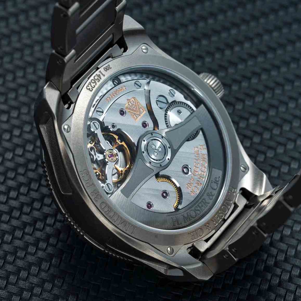 H. Moser & Cie.｜新錶實拍：景福限定電光紫Pioneer Centre Seconds Purple Mist