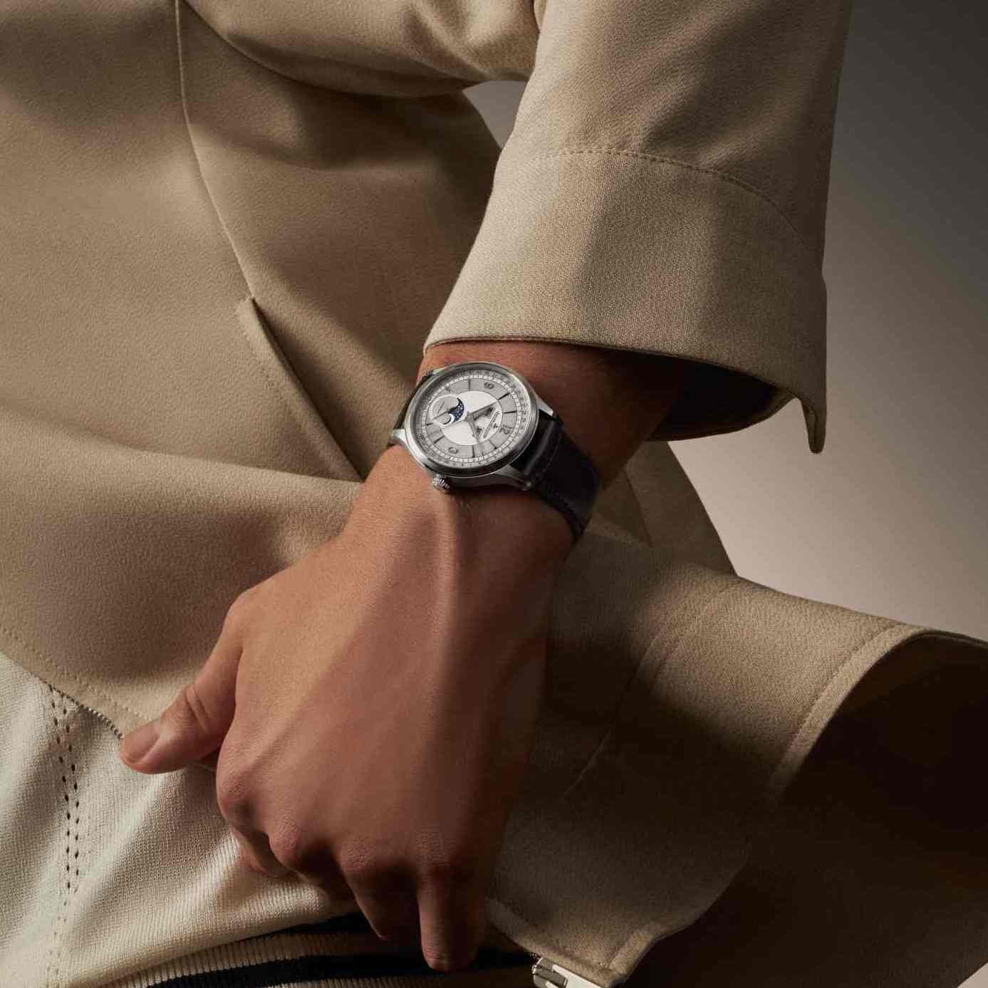 jaeger-lecoultre-master-control-calendar-grey-limited-edition
