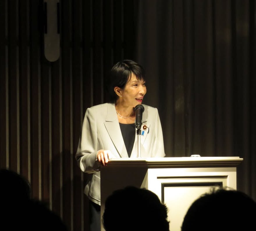 日本史上首位女性首相高市早苗戴甚麼腕錶？Breguet Classique 8067展現沉穩力量